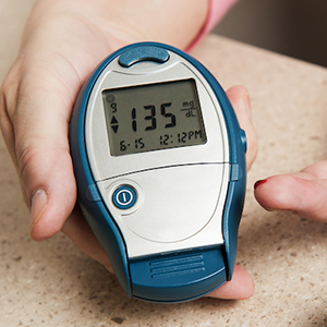 Close-up glucometer