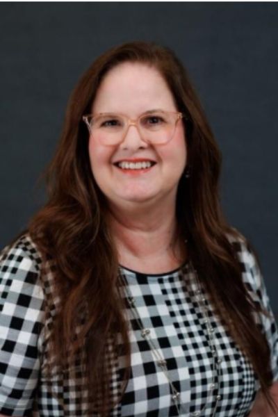 Cheryl Ryman Headshot